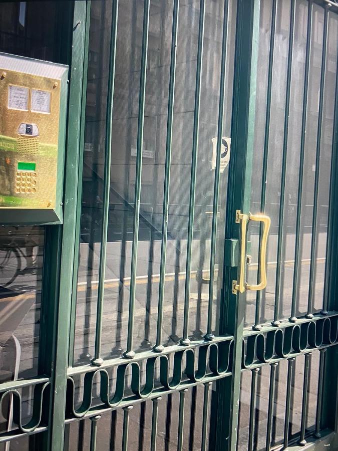 Milano: Incantevole Appartamento In Pieno Centro - Fancy Yellow Apartments Екстериор снимка