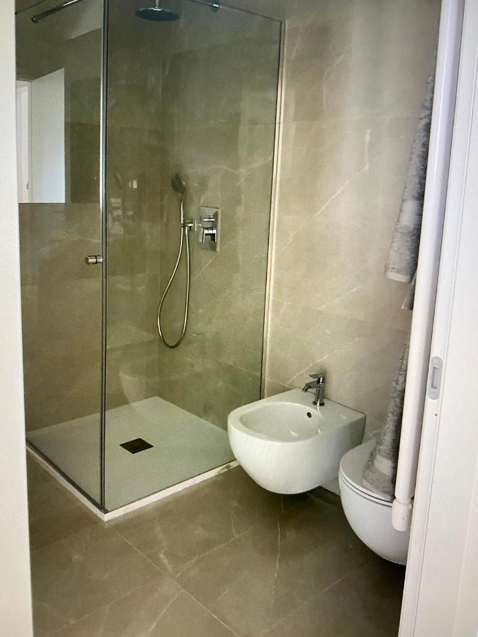Milano: Incantevole Appartamento In Pieno Centro - Fancy Yellow Apartments Екстериор снимка
