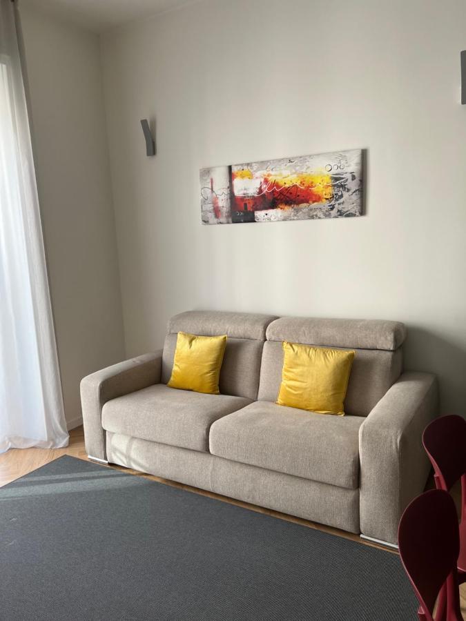 Milano: Incantevole Appartamento In Pieno Centro - Fancy Yellow Apartments Екстериор снимка