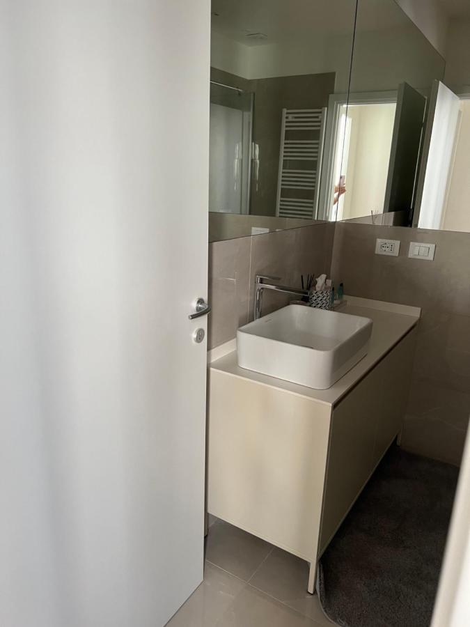 Milano: Incantevole Appartamento In Pieno Centro - Fancy Yellow Apartments Екстериор снимка