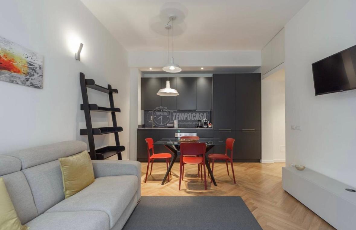 Milano: Incantevole Appartamento In Pieno Centro - Fancy Yellow Apartments Екстериор снимка